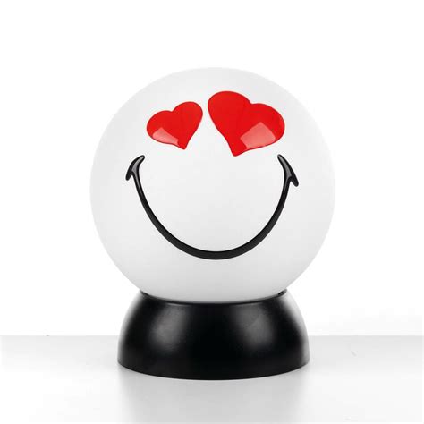 Emoticono Smiley Blanco Cara Sonriente Con Corazones En Los Ojos