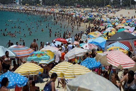 10 Erros que você deve evitar na praia e não pegar mico no verão