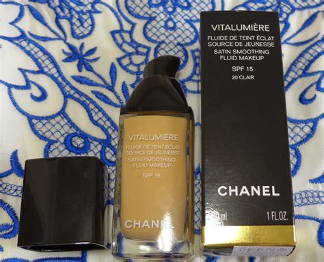 Yingnerthoughts: Chanel Vitalumiere Satin Smoothing Fluid Makeup