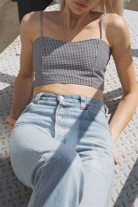 40 Classic Stretch Crop Tank Outfits For Your Daily On This Fall Crop