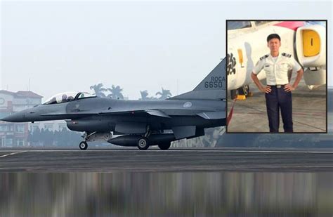 F 16v失聯 空軍：失聯飛官陳奕父母、女友已抵達嘉義基地 政治 中時新聞網