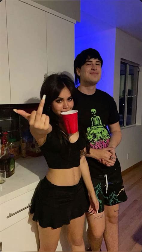 Pin By Soph On Jake Tara In Hot Emo Guys Johnnie Guilbert Cute Selfie Ideas