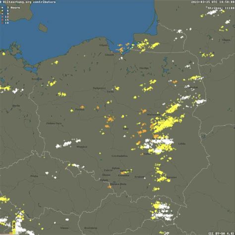 Silne Burze Przechodz Nad Polsk S Pierwsze Superkom Rki Burzowe