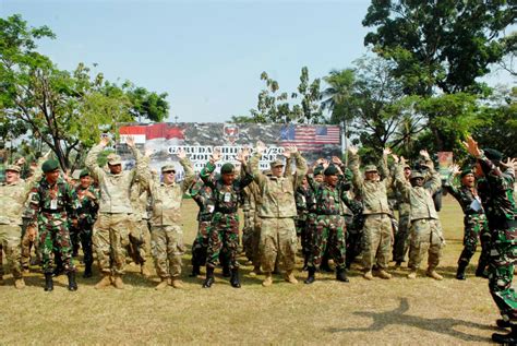 Ikut Pasukan Perdamaian Pbb Tni Dan Tentara As Latihan Bersama