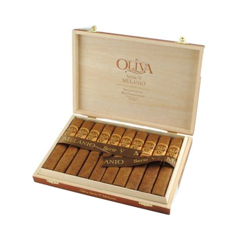 Oliva Serie V Melanio Double Toro Cigar Chief