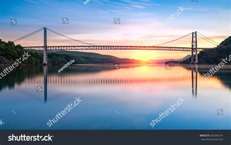 Bear Mountain Bridge Sunrise Long Exposure Stock Photo 425395141 ...