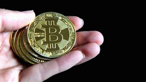 Bitcoin de Trump rekoru İlk kez 100 bin doları geçti Ekonomi Haberleri