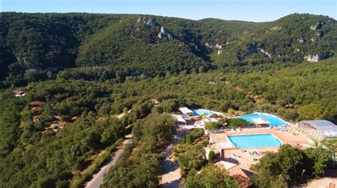 Tout sur le camping naturiste de la Sablière entre Gard et Ardèche