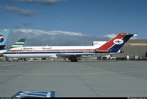 7o Acy Yemenia Yemen Airways Boeing 727 2n8 Adv Photo By Mike Snyder