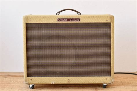 中古現状 Fender フェンダー Hot Rod Deluxe Tweed 40Wギターアンプ フルチューブ 真空管 現状 出音OKの