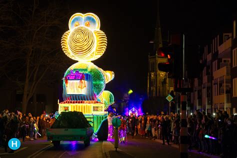 Lichtjesparade In Mierlo Hout Ditishelmond Nl