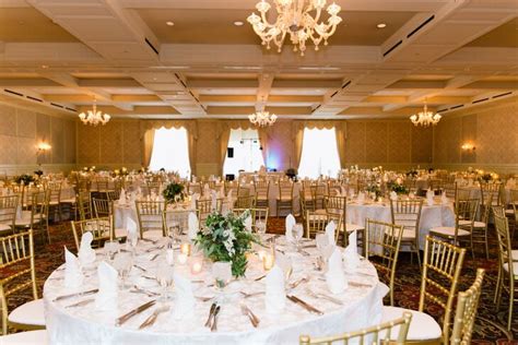 An Elegant Natural Wedding At The Royal Park Hotel In Rochester Michigan