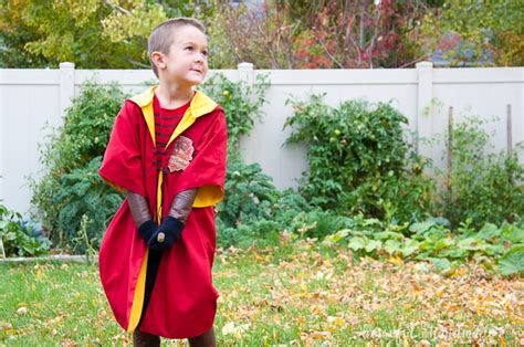 Harry Potter Quidditch Robes Halloween Costume • Crafting my Home