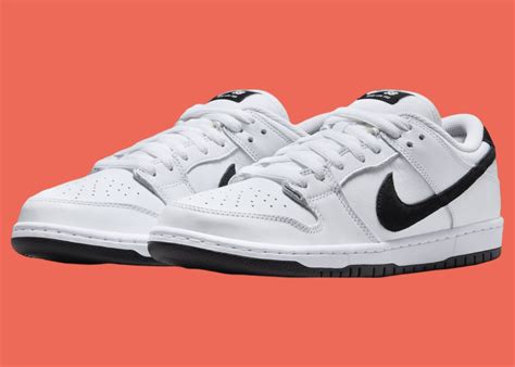 Nike SB Dunk Low White Black HF3704-100