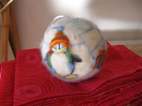 Pin Su Felting Feltro Ad Ago Palline Di Natale Lana