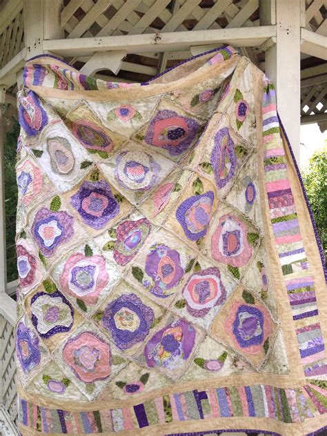 Shabby Chic French Rose Quilt With Rag Blocks Easy And Fun To Make Applique Quilts Quilt