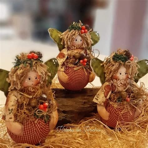 Pin By Ana Garcia On Porcelana Fria Christmas Ornaments Christmas