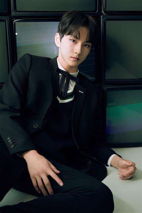 ENHYPEN Official Profile Photos (HD/HQ) - K-Pop Database / dbkpop.com