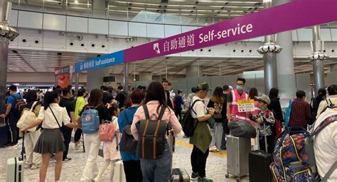 五一黃金周｜內地長假尾聲 大批旅客乘高鐵離港 新冠疫情專頁