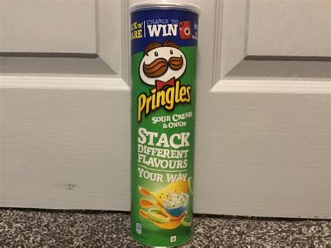 Found one of the old Pringles cans : r/mildlyinteresting