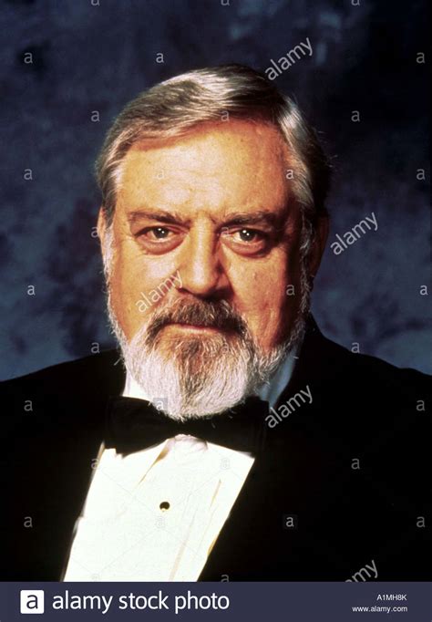 Raymond Burr Portrait Fotos E Imágenes De Stock Alamy