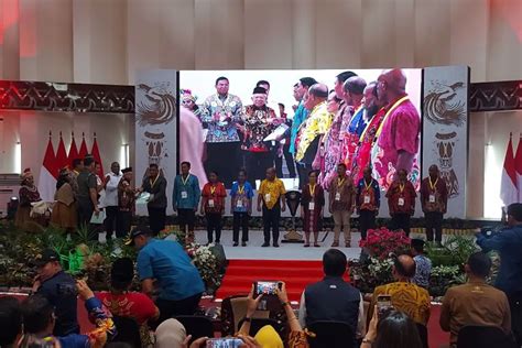 Wapres Hormati Hak Tanah Ulayat Dalam Percepatan Pembangunan Papua