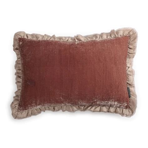 Coussin séraphine en velours de soie et soie 40 60cm Le monde