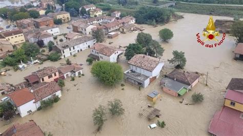 Tre alluvioni in un anno e mezzo perché l Emilia Romagna è così