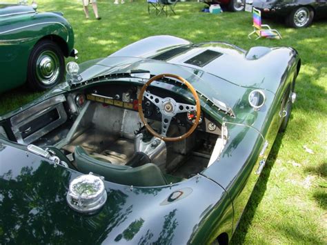 Pictures of a 1953 Jaguar C-Type replica (by Vintage Jaguar Works)