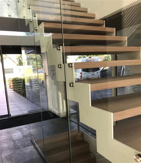 Steel Staircase Models With Zigzag Stringer Glass Standoff Railing