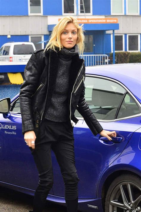 Anja Rubik Style – Out in Warsaw, Poland January 2015 – celebsla.com