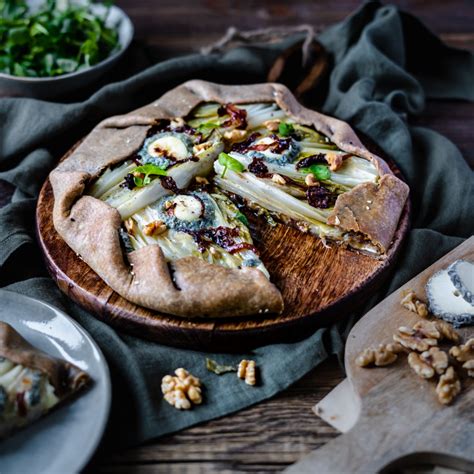 Tarte rustique endives chèvre et noix Studio Lizet