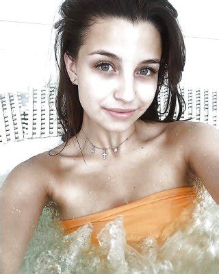 Julia Wieniawa Porn Pictures Xxx Photos Sex Images Pictoa