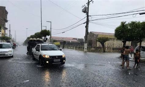 Jo O Pessoa E Cidades Da Pb Amanhecem Sob Chuva E Tempo Nublado