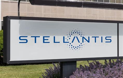 Stellantis și Samsung vor investi 2 3 miliarde de euro în dezvoltarea