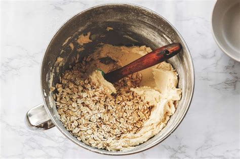 Easy British Hobnob Biscuit Cookie Recipe