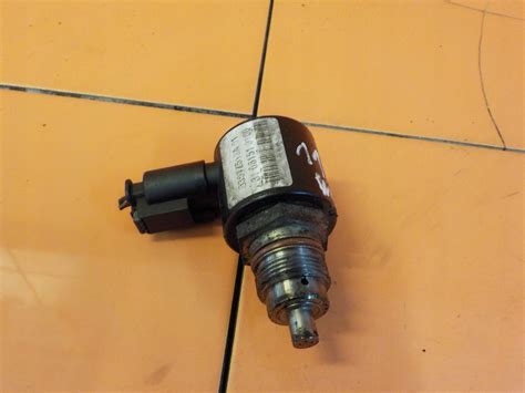 Mercedes W Cdi R Km Fuel Pressure Valve Z A