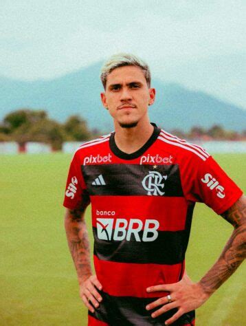 Flamengo E Adidas Fazem Ensaio Fotogr Fico Para Divulgar Nova Camisa