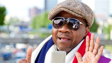 Papa Wemba Ressuscit Sur Sc Ne Abidjan Par Sa Petite Fille Vid O