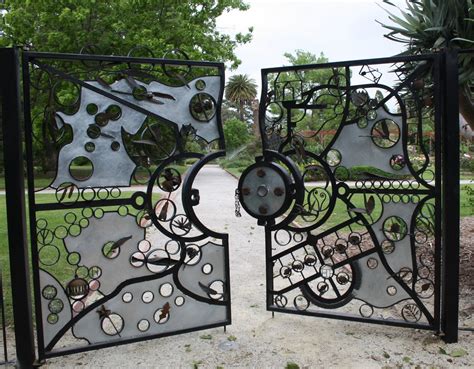 20 Contemporary Gate Designs For Elegant Addition In Your Home Page 2 Of 3