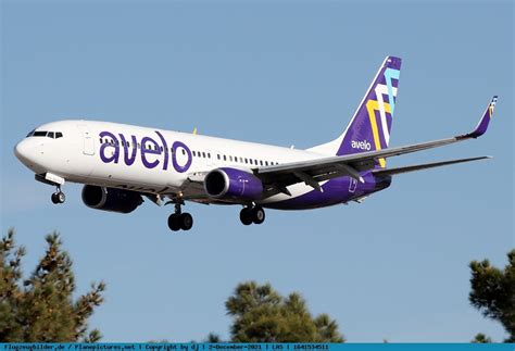 Picture Avelo Airlines Boeing 737 8f2 N803xt