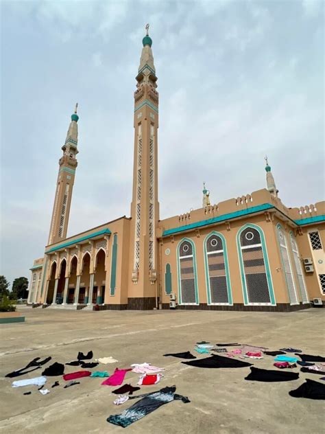 Conakry Grand Mosque - Awe-inspiring Places