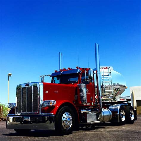 Peterbilt Custom 389 Peterbilt Big Trucks Big Rig Trucks