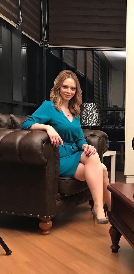 Turkish Sexy Newswoman Porn Pictures XXX Photos Sex Images 3659194