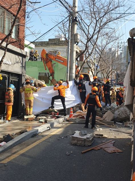 부산 연산동 주택 붕괴3명 구조·2명 사망 추정 부산의 대표 정론지 국제신문