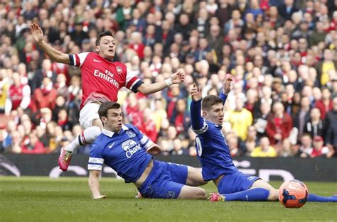 Arsenal Fc V Everton Fc Mesut Ozil Breaks His Goal Drought With Superb