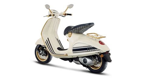 Vespa 946 Christian Dior Icona Di Eleganza In Edizione Limitata