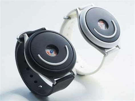 Best Wearable Tech Gadgets for Women - Just Amorous