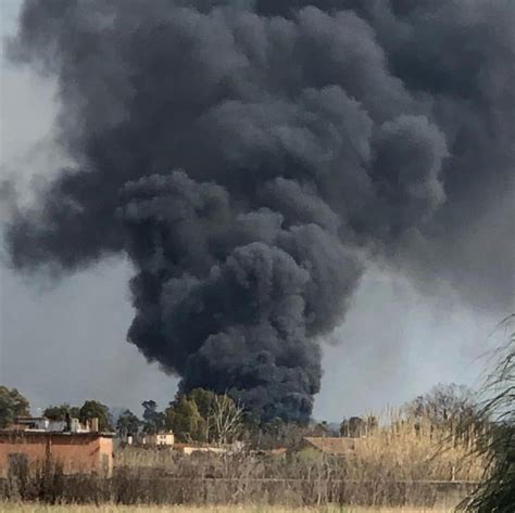 Aprilia Incendio In Zona Torre Del Padiglione Una Colonna Di Fumo