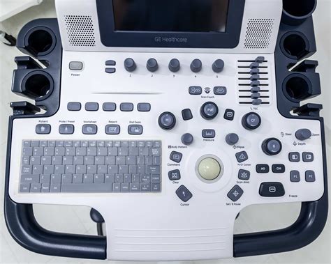 GE Logiq F8 Ultrasound Machine